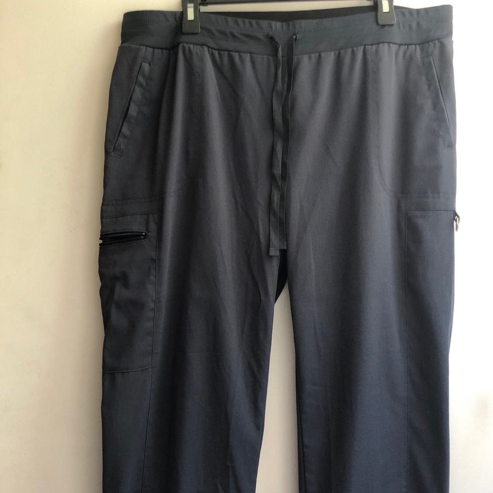 Gray Scrub Pant; Gray’s Anatomy by Barco